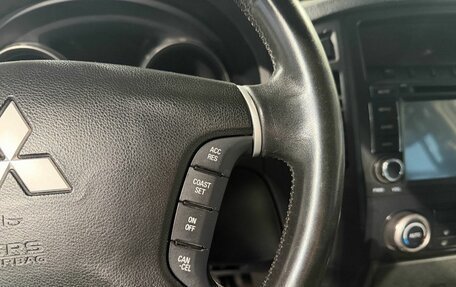 Mitsubishi Pajero IV рестайлинг 2, 2008 год, 1 425 000 рублей, 22 фотография
