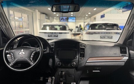 Mitsubishi Pajero IV рестайлинг 2, 2008 год, 1 425 000 рублей, 31 фотография