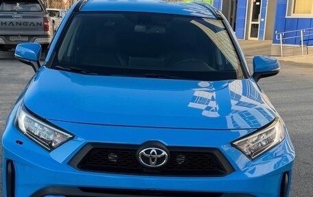 Toyota RAV4, 2021 год, 3 700 000 рублей, 6 фотография