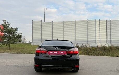 Toyota Camry, 2017 год, 1 740 000 рублей, 3 фотография