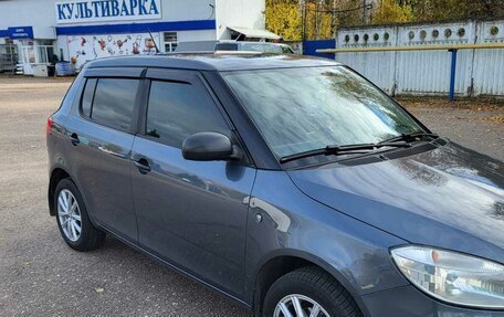 Skoda Fabia II, 2013 год, 550 000 рублей, 2 фотография