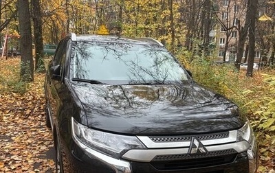 Mitsubishi Outlander III рестайлинг 3, 2021 год, 2 000 000 рублей, 1 фотография