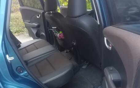 Honda Fit III, 2012 год, 900 000 рублей, 10 фотография