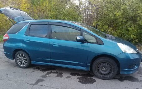 Honda Fit III, 2012 год, 900 000 рублей, 24 фотография