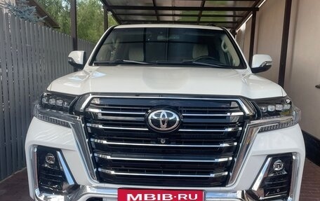 Toyota Land Cruiser 200, 2014 год, 4 750 000 рублей, 11 фотография