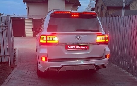 Toyota Land Cruiser 200, 2014 год, 4 750 000 рублей, 20 фотография