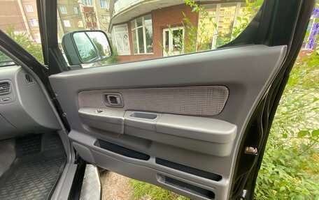 Nissan NP300, 2013 год, 1 550 000 рублей, 15 фотография