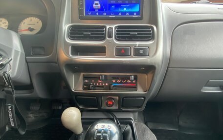 Nissan NP300, 2013 год, 1 550 000 рублей, 13 фотография
