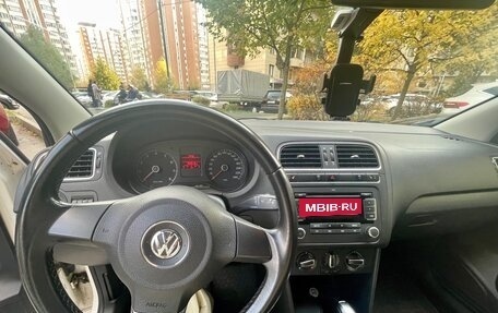 Volkswagen Polo VI (EU Market), 2012 год, 740 000 рублей, 10 фотография