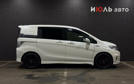Honda Freed I, 2012 год, 1 200 000 рублей, 4 фотография