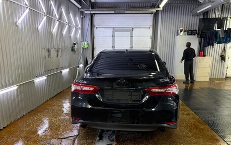 Toyota Camry, 2023 год, 3 800 000 рублей, 7 фотография