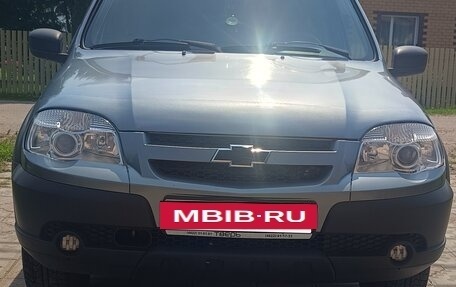 Chevrolet Niva I рестайлинг, 2012 год, 510 000 рублей, 3 фотография