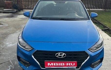 Hyundai Solaris II рестайлинг, 2019 год, 1 470 000 рублей, 1 фотография