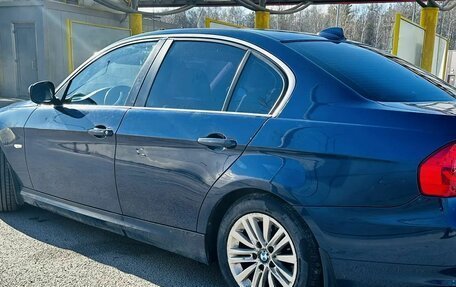 BMW 3 серия, 2011 год, 1 350 000 рублей, 3 фотография