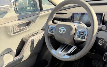 Toyota RAV4, 2026 год, 3 900 000 рублей, 7 фотография