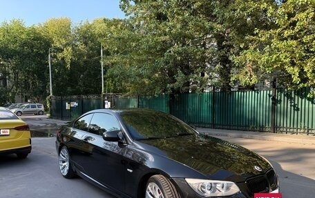 BMW 3 серия, 2011 год, 1 900 000 рублей, 16 фотография