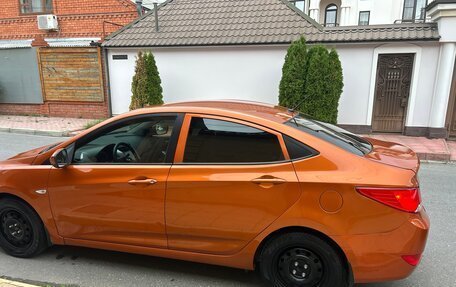 Hyundai Solaris II рестайлинг, 2015 год, 670 000 рублей, 4 фотография