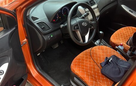 Hyundai Solaris II рестайлинг, 2015 год, 670 000 рублей, 7 фотография