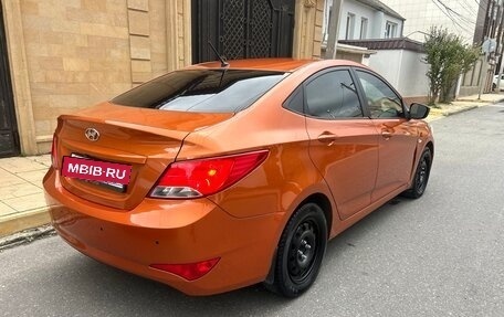 Hyundai Solaris II рестайлинг, 2015 год, 670 000 рублей, 6 фотография