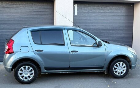 Renault Sandero I, 2011 год, 400 000 рублей, 3 фотография
