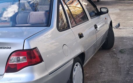 Daewoo Nexia I рестайлинг, 2010 год, 180 000 рублей, 9 фотография