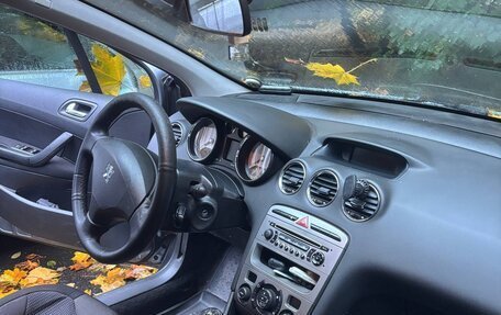 Peugeot 308 II, 2011 год, 390 000 рублей, 10 фотография