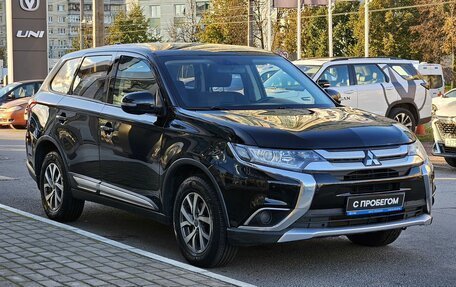 Mitsubishi Outlander III рестайлинг 3, 2017 год, 1 689 000 рублей, 5 фотография