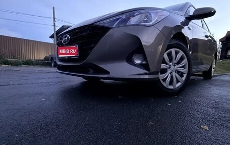 Hyundai Solaris II рестайлинг, 2022 год, 1 730 000 рублей, 1 фотография