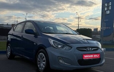 Hyundai Solaris II рестайлинг, 2012 год, 599 000 рублей, 1 фотография