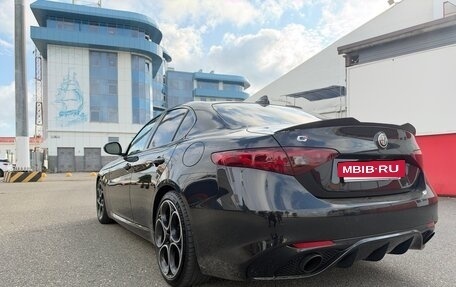 Alfa Romeo Giulia II, 2022 год, 5 000 000 рублей, 4 фотография