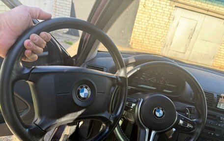 BMW 3 серия, 2003 год, 699 999 рублей, 15 фотография