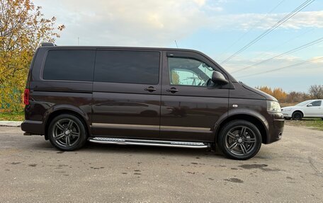 Volkswagen Multivan T5, 2011 год, 2 600 000 рублей, 2 фотография