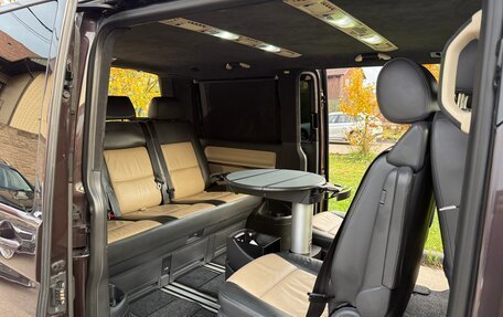 Volkswagen Multivan T5, 2011 год, 2 600 000 рублей, 12 фотография