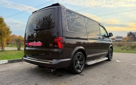 Volkswagen Multivan T5, 2011 год, 2 600 000 рублей, 3 фотография