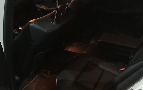 Mercedes-Benz E-Класс, 2010 год, 1 050 000 рублей, 8 фотография
