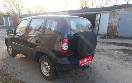 Chevrolet Niva I рестайлинг, 2013 год, 450 000 рублей, 4 фотография