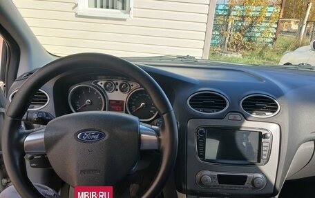 Ford Focus II рестайлинг, 2010 год, 650 000 рублей, 2 фотография