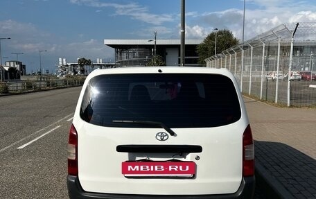 Toyota Probox I, 2010 год, 850 000 рублей, 2 фотография