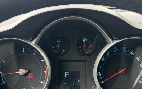 Chevrolet Cruze II, 2012 год, 625 000 рублей, 9 фотография