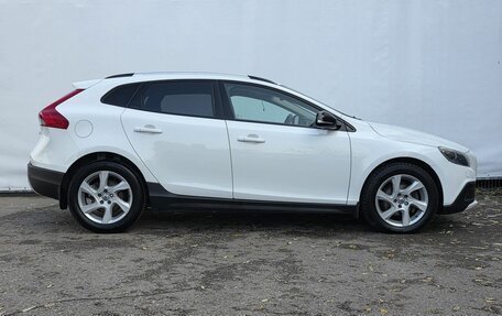 Volvo V40 Cross Country I, 2015 год, 1 350 000 рублей, 4 фотография