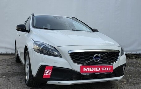 Volvo V40 Cross Country I, 2015 год, 1 350 000 рублей, 3 фотография