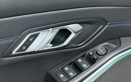 BMW 3 серия, 2019 год, 3 695 000 рублей, 37 фотография