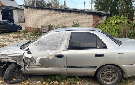 Mitsubishi Carisma I, 2000 год, 50 000 рублей, 4 фотография