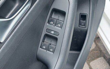 Volkswagen Jetta VII, 2016 год, 1 260 000 рублей, 14 фотография