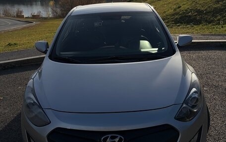 Hyundai i30 II рестайлинг, 2013 год, 750 000 рублей, 4 фотография