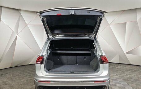 Volkswagen Tiguan II, 2018 год, 2 539 000 рублей, 12 фотография