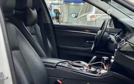 BMW 5 серия, 2014 год, 1 000 000 рублей, 5 фотография