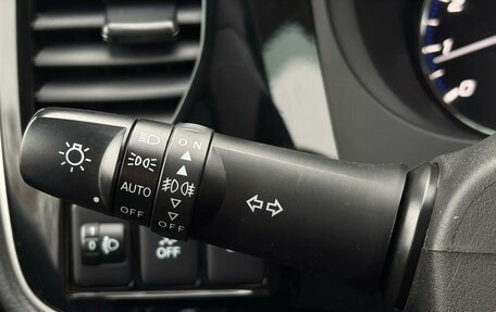 Mitsubishi Outlander III рестайлинг 3, 2022 год, 2 450 000 рублей, 16 фотография