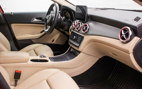 Mercedes-Benz GLA, 2019 год, 2 495 000 рублей, 9 фотография