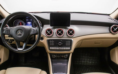 Mercedes-Benz GLA, 2019 год, 2 495 000 рублей, 13 фотография